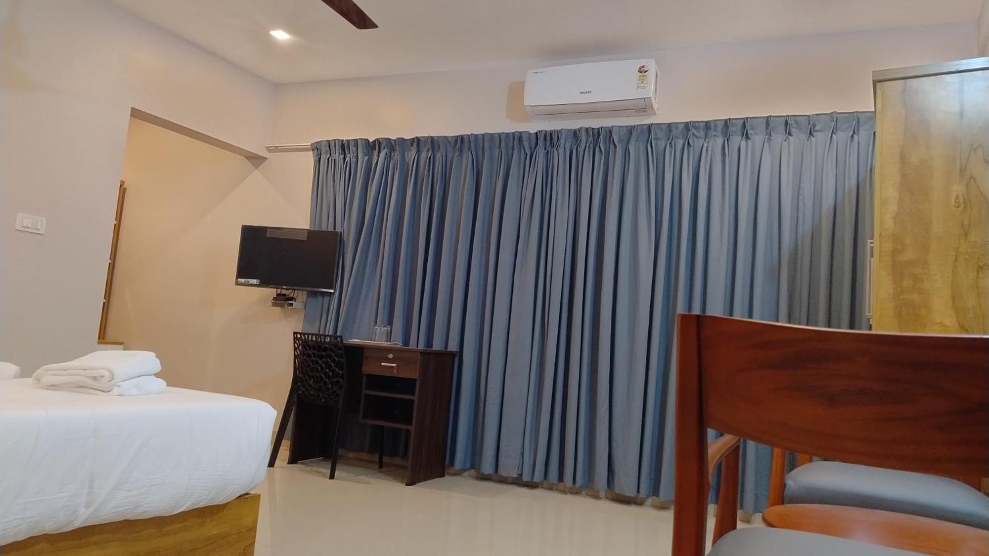 Gateway Airport Hotel Kannur Exterior foto